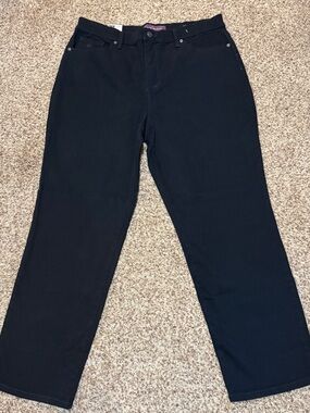 Gloria Vanderbilt Black Straight Leg Jeans Size 14S 14x29 NWT